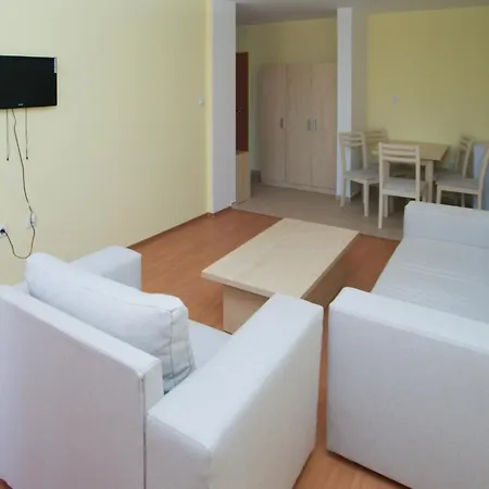 Anixi Obzor